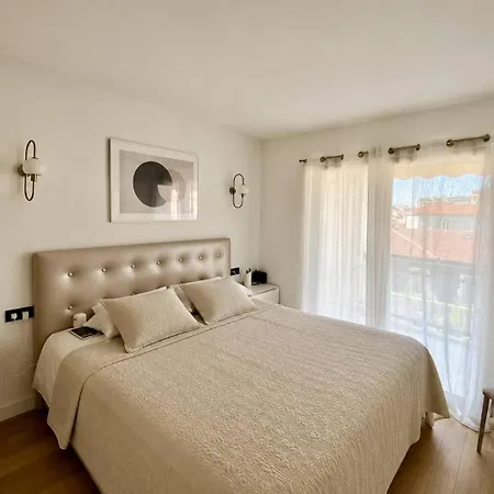Apartment - Banane - 3p Lumineux Avec Terrasse Et Vue Degagee Sur La